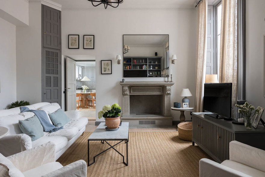 斯德哥尔摩郊区海滨别墅 | 古典与奢华的完美结合-20