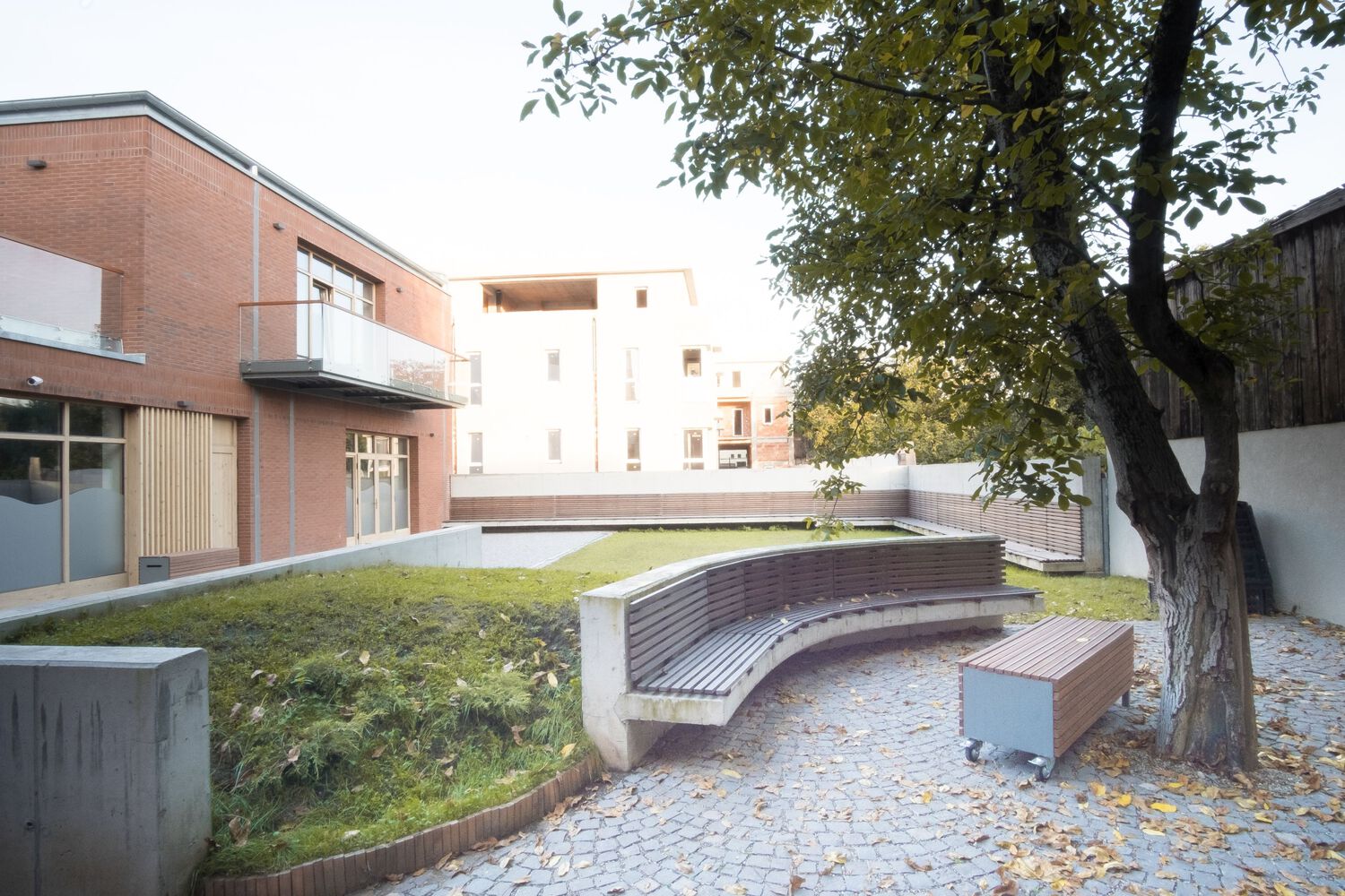 Târgu Mureș市爱心创新与生活质量社会中心丨罗马尼亚丨TEKTUM-24