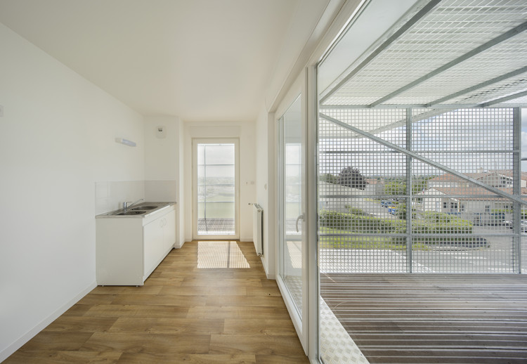 白云之下的创新社区住宅-19