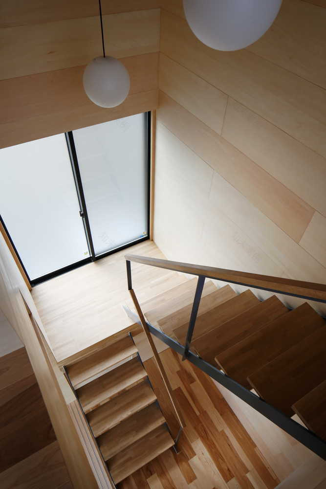 Hourglass studioLOOP-27