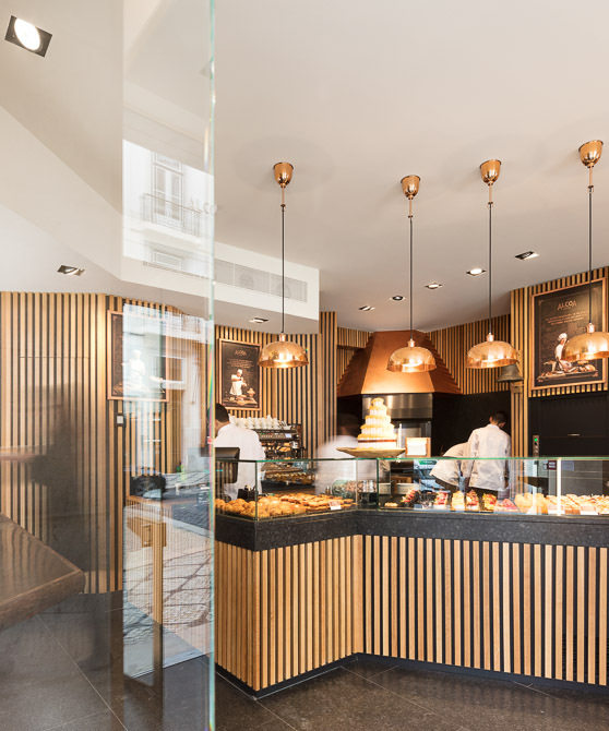 葡萄牙历史店铺改造-11