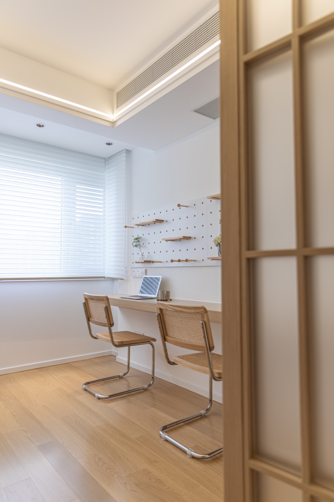 小户型日式原木风婚房设计,舒适惬意的喵汪之家-37