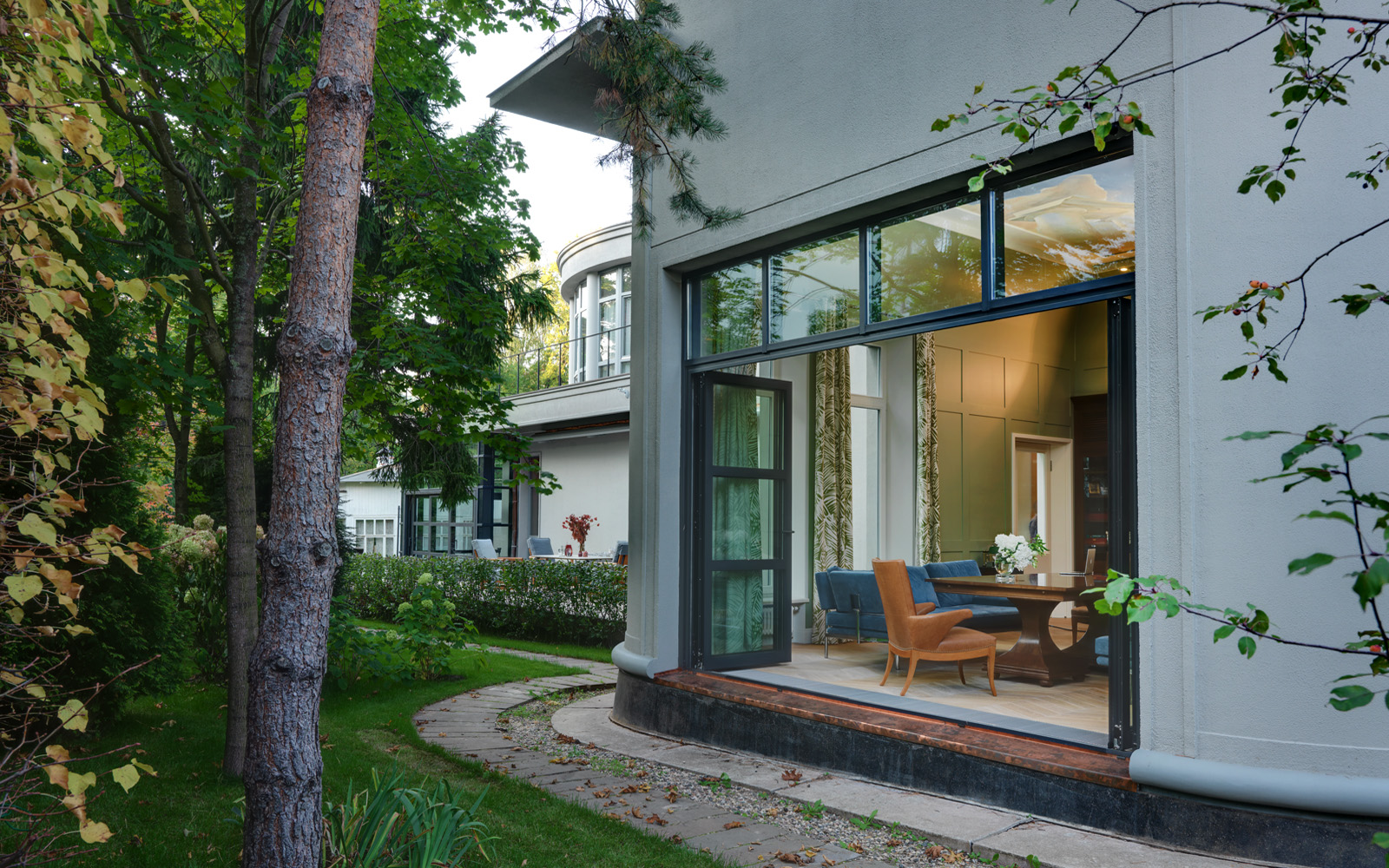 苏联建筑主义风格的乡村住宅设计-1