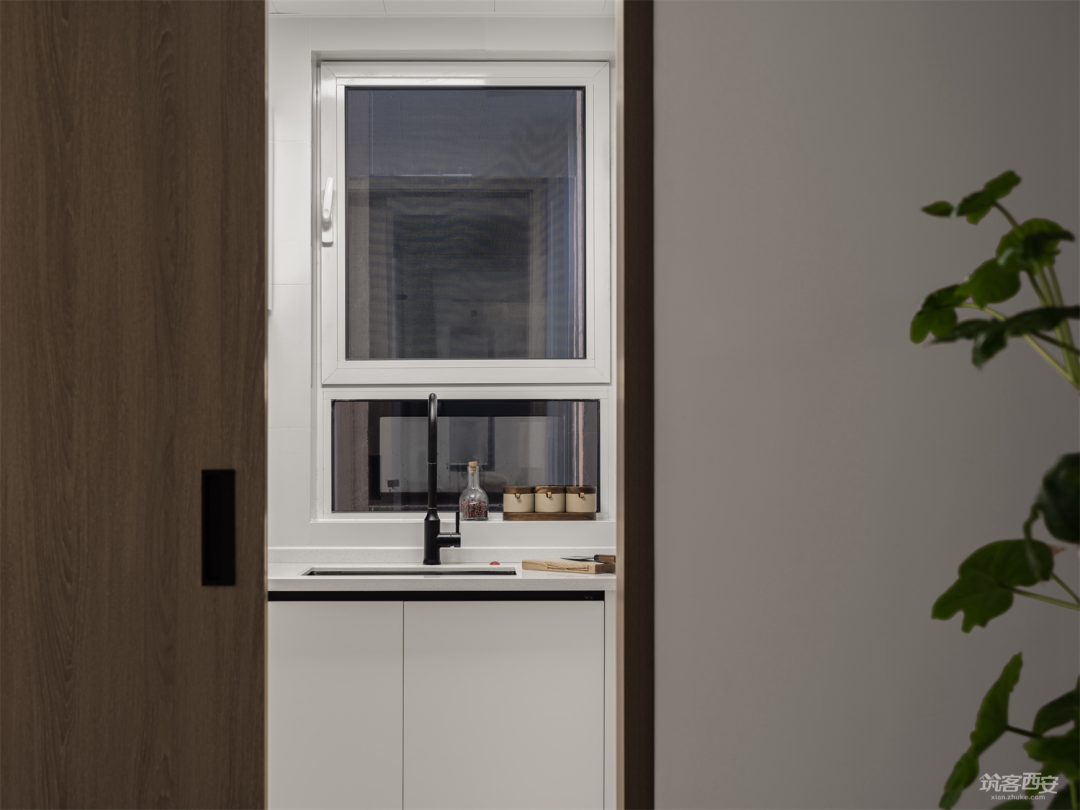 红·惜时惜物 | 刘虎荣的 100 平方米小空间大设计-87