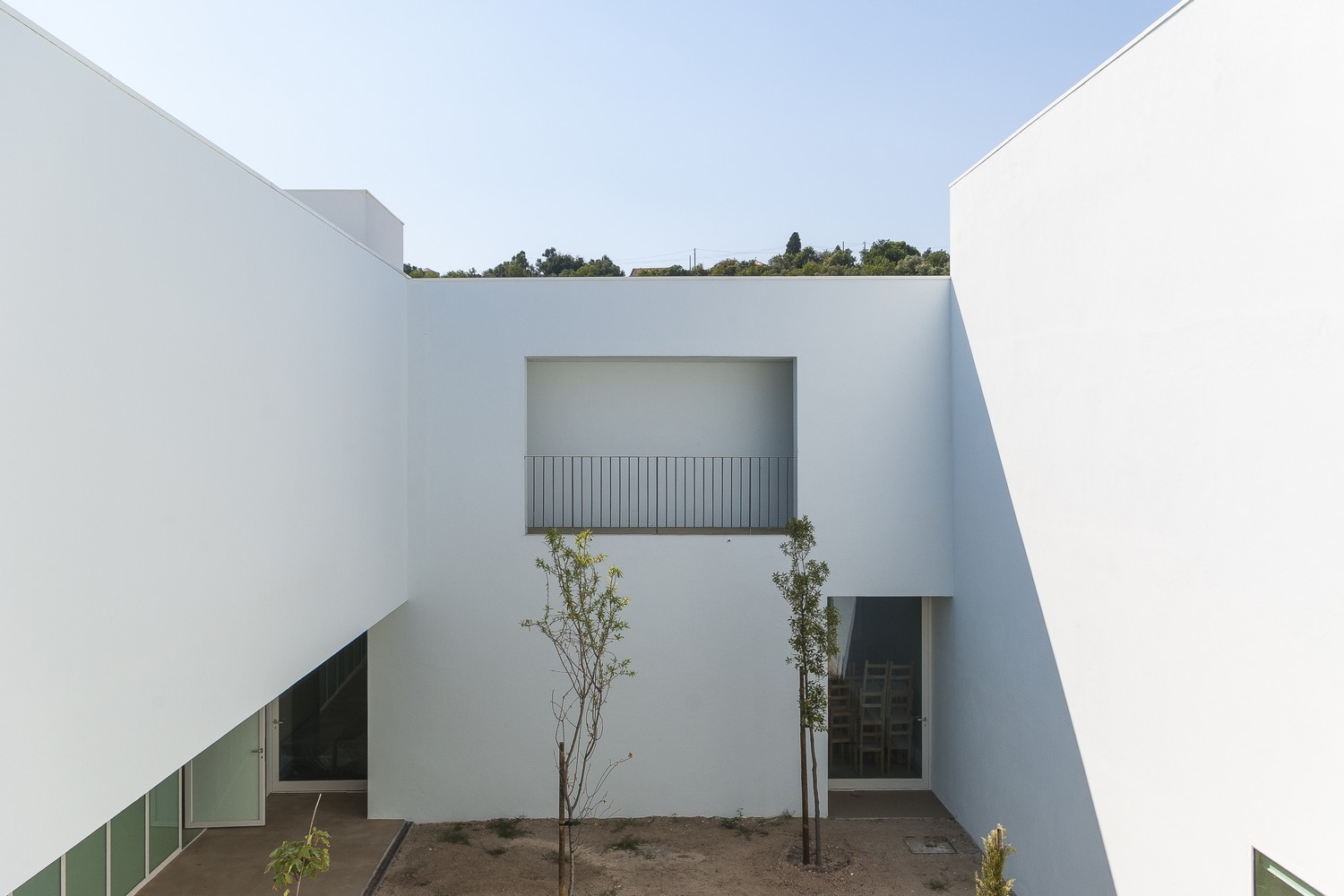 Lima de Freitas School Renovation  Ricardo Carvalho + Joana Vilhena Arquitectos-33