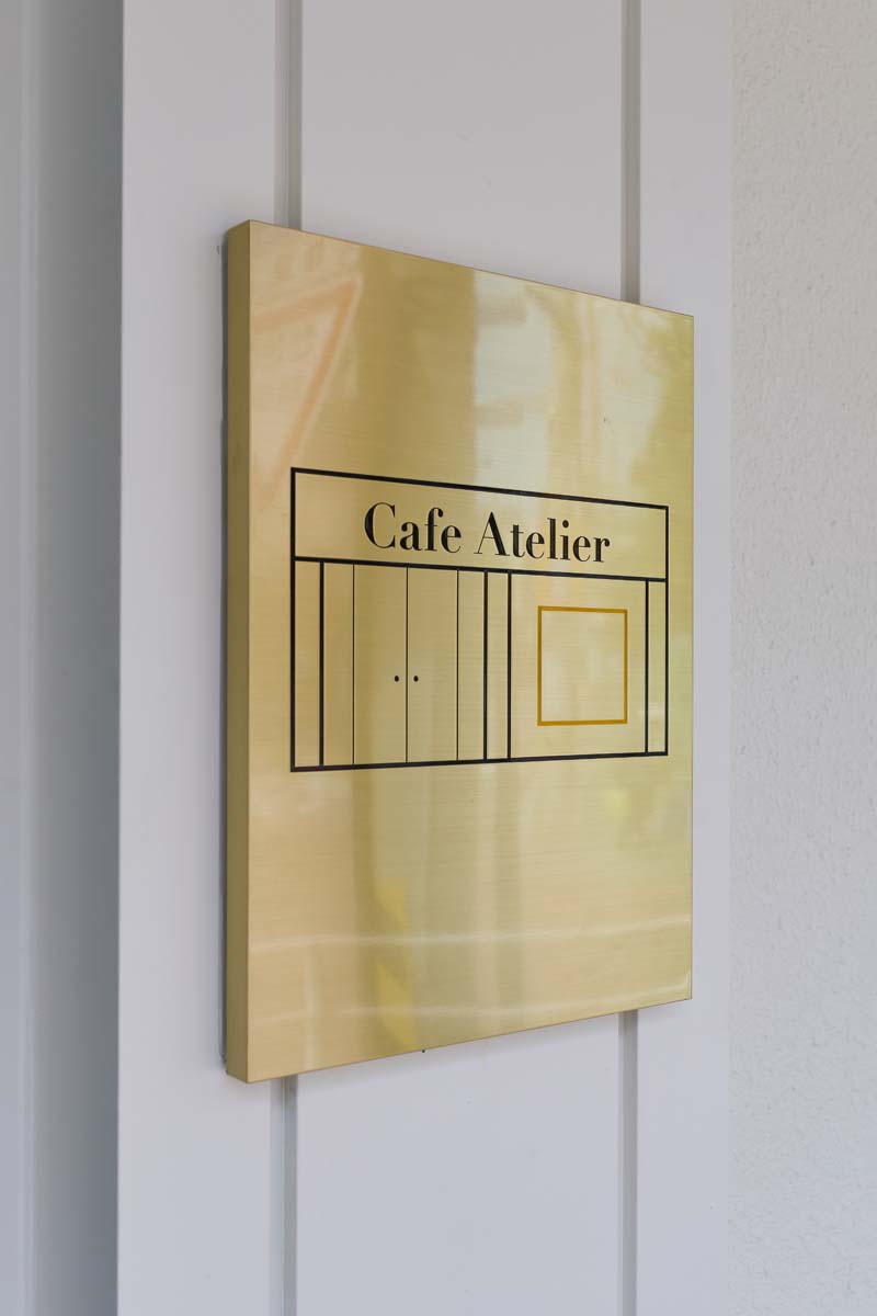 20 平米温馨甜品咖啡厅，打造温暖空间-3