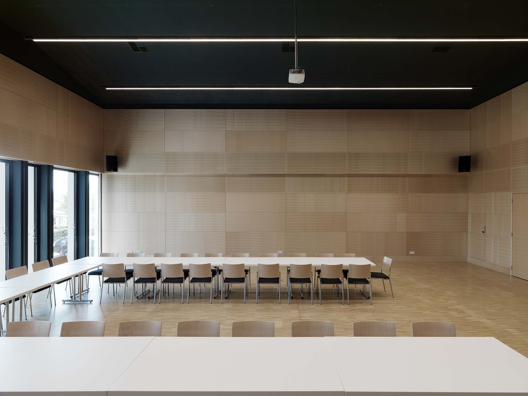 阿沙赫社区中心丨Hertl Architekten-12