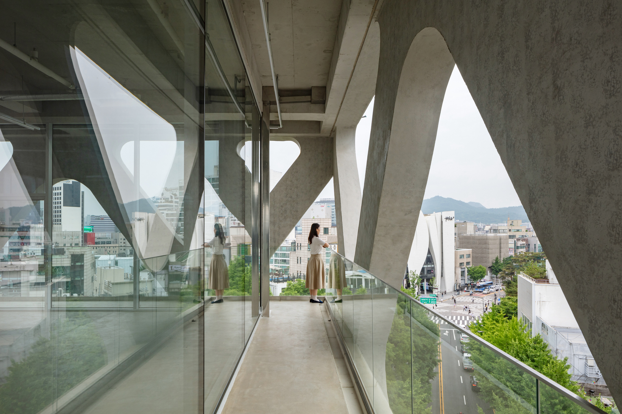 折叠地面社区设施丨韩国首尔丨LIFE Architects-21