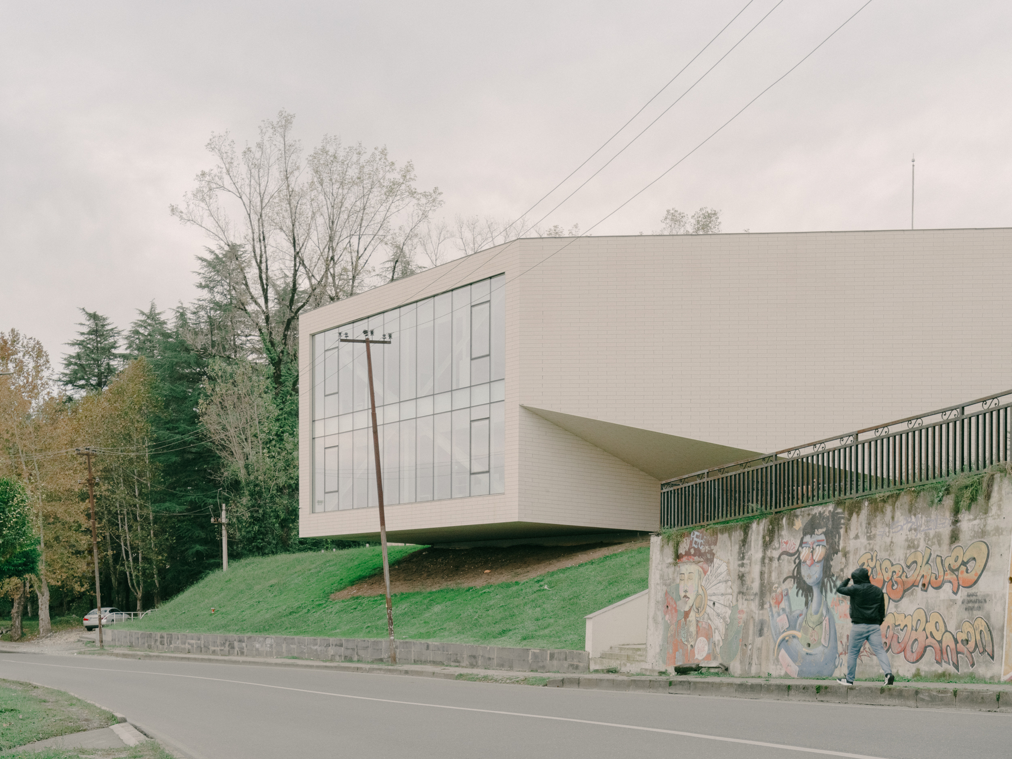 Zviad Gamsakhurdia Presidential Center / Tsanava + Maisuradze + T-architects-15