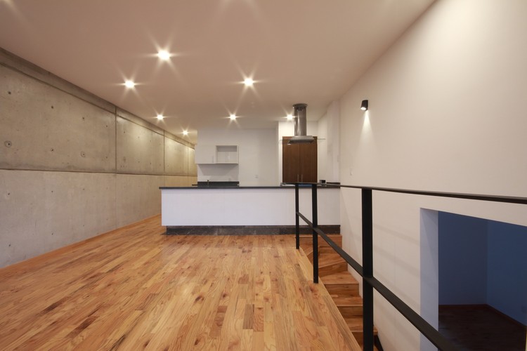 墨西哥 Escandón 社区的多功能公寓设计-25