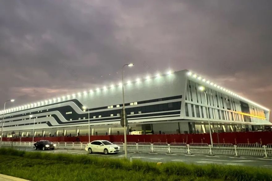 打造空港型国家物流枢纽!中建八局这个物流厂房项目顺利交付-103