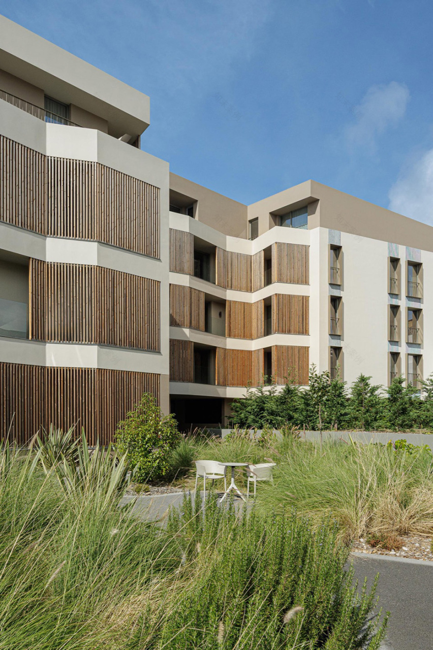 ERNESTO DO CANTO住宅区丨葡萄牙蓬塔德尔加达丨BOX arquitectos-170