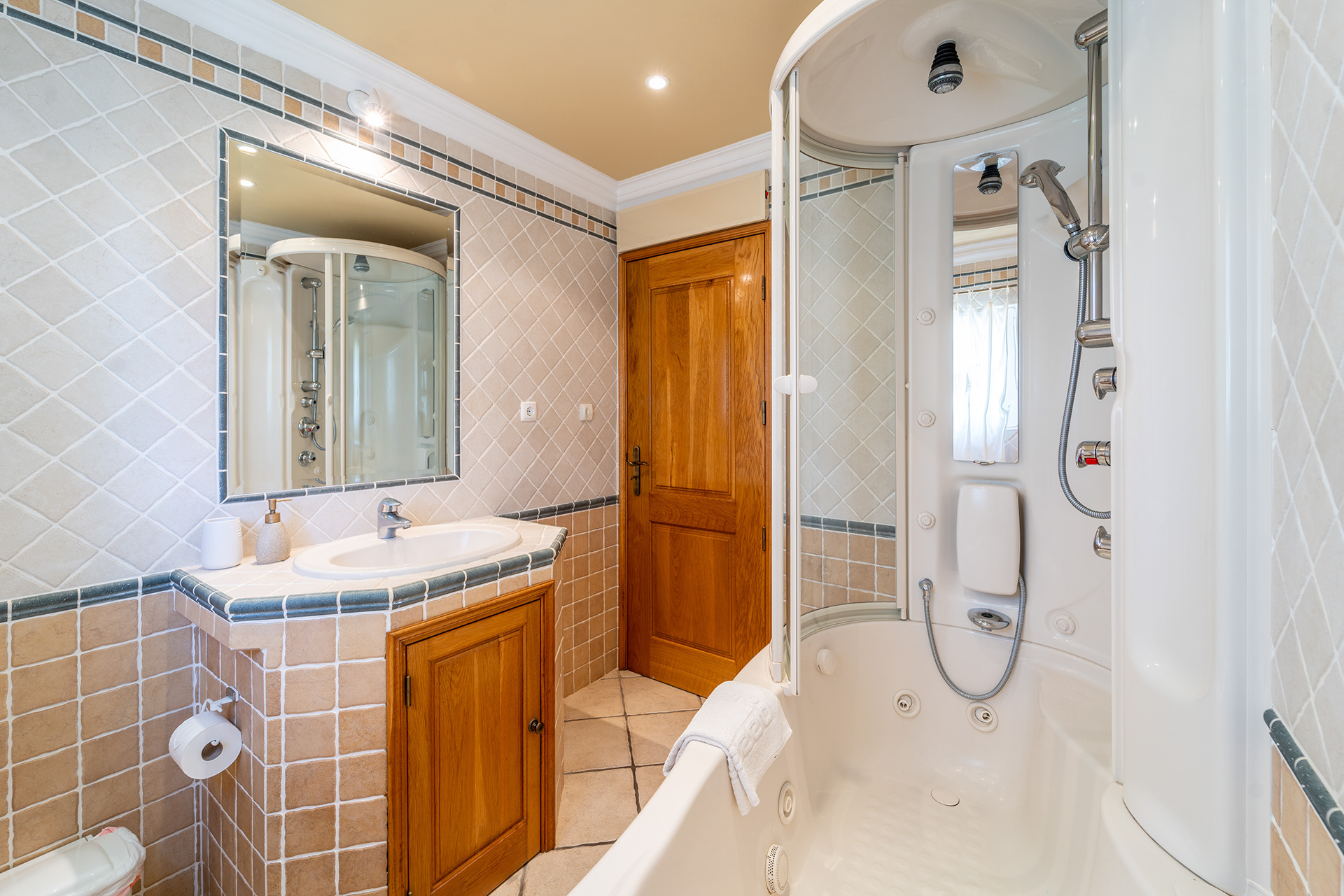 Villa Amberlyn-42