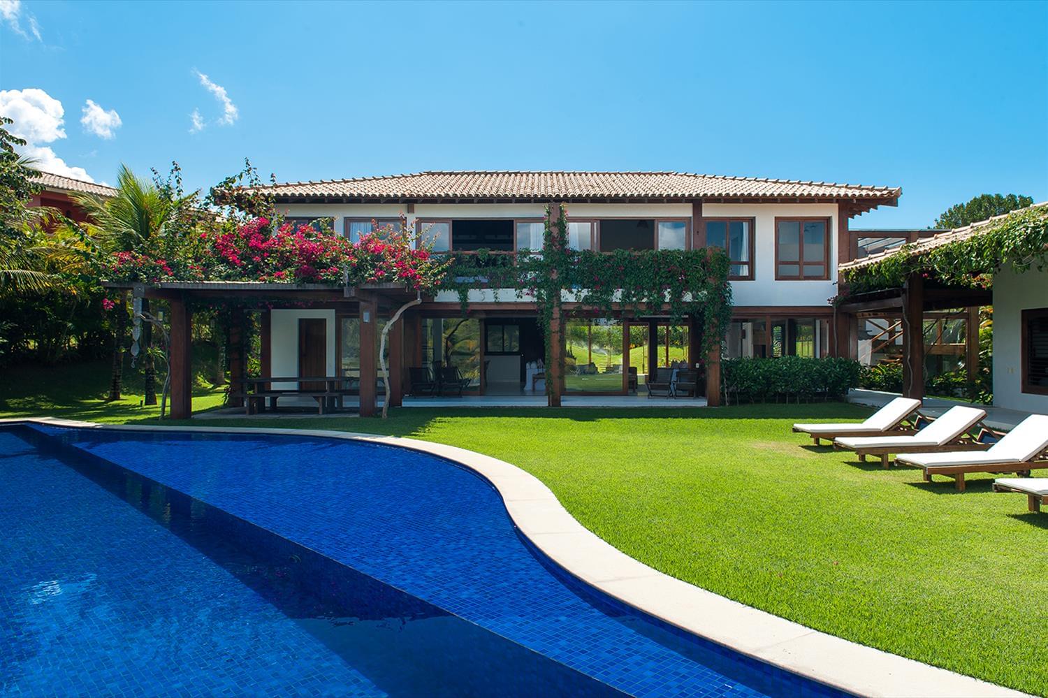 巴西 Trancoso 的 Residência Terravista | 融入自然景观的现代住宅设计-1