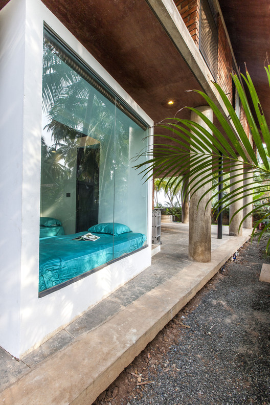 印度卡利库特 Elathur 海滩混凝土住宅-16