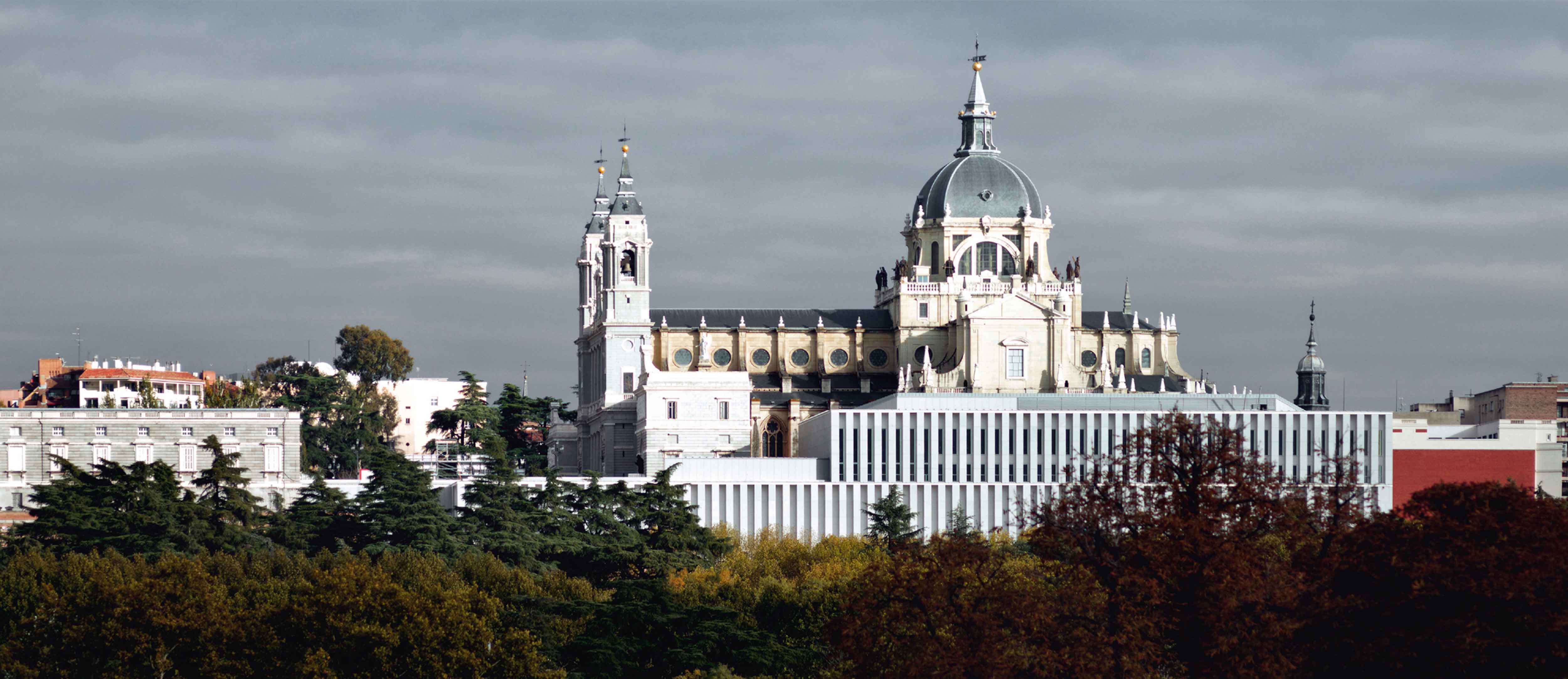 Madrid 皇家收藏博物馆 | 融入城市景观的现代建筑-0