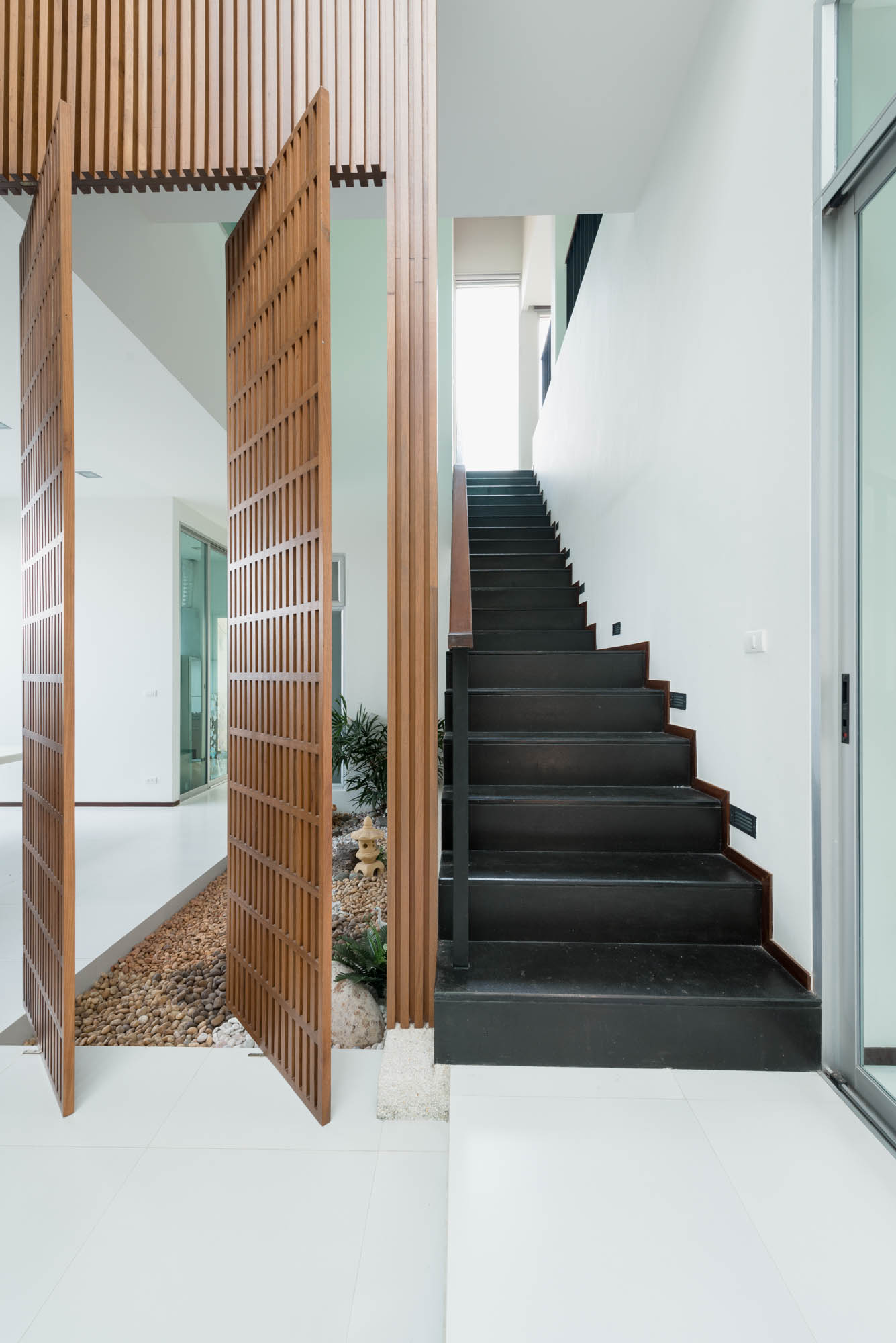 泰国曼谷大城府住宅 | 现代简约与传统融合-30