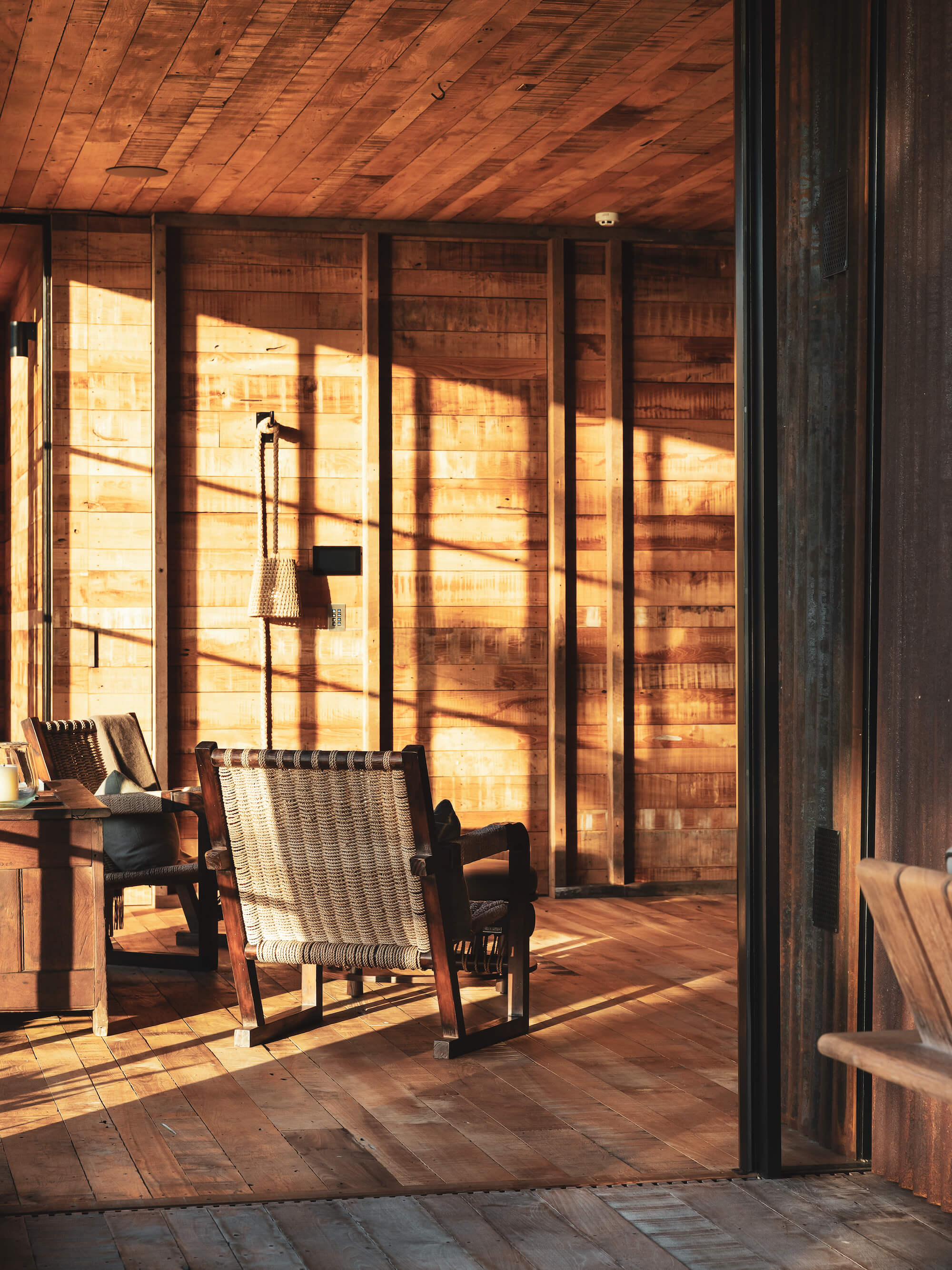 荒唐事；蠢行（具体含义需结合语境，这里Folly常见释义为荒唐事、蠢行，可根据更详细背景准确理解） -20