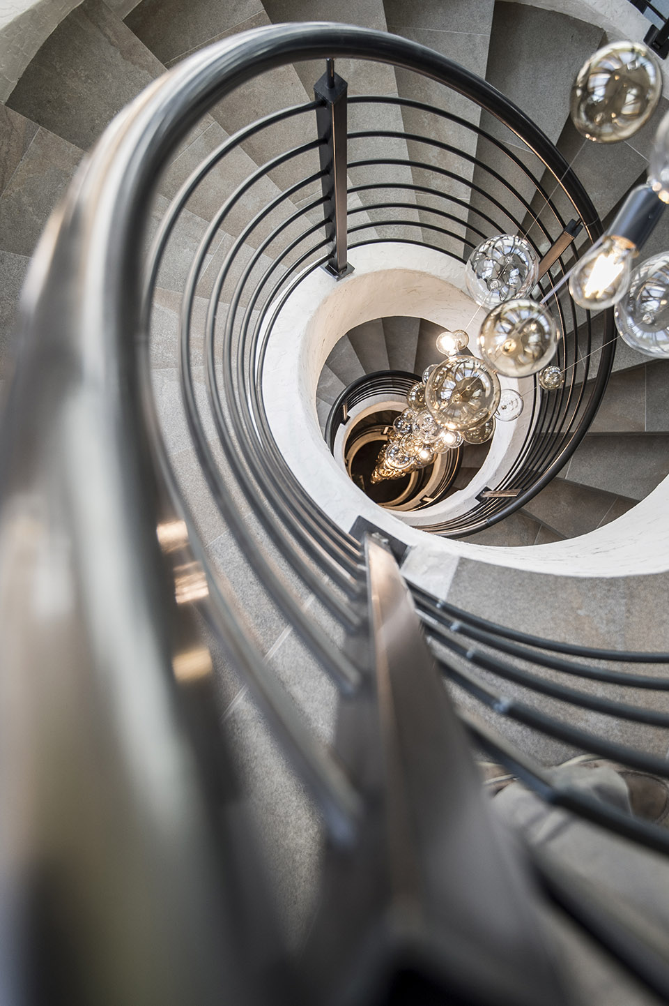 游弋于天地间 & 拥有漂浮大泳池的意大利Hubertus 酒店 / noa* -92