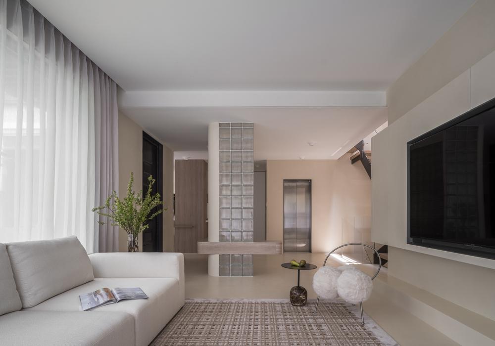 中国上海松江区别墅简约白与原木经典搭配设计-21