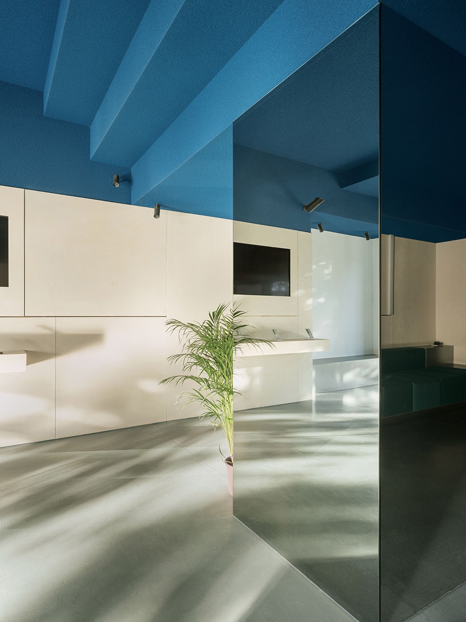 For PUFF 电影工作室丨西班牙巴塞罗那丨MH.AP 工作室-14