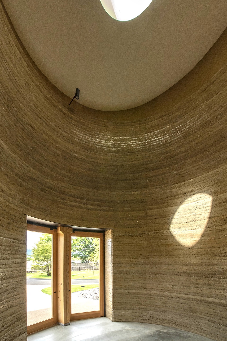 融合本土的伊呂波堂新店，呈现传统与现代的共生之美-40