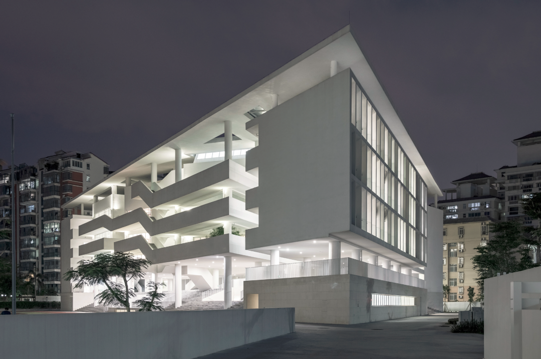 海口寰岛实验学校初中部丨中国海口-7