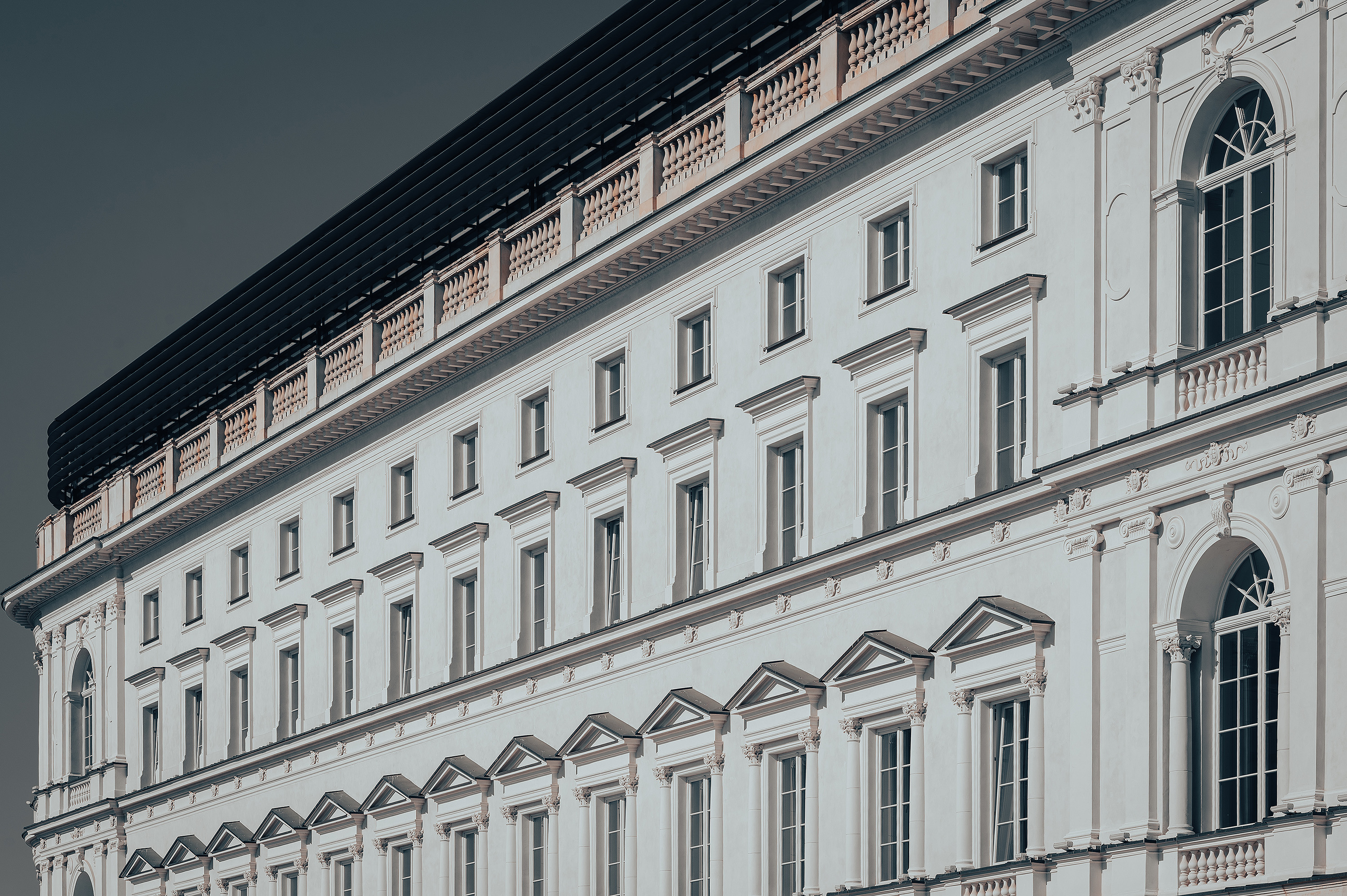 华沙莱佛士欧洲酒店丨波兰华沙丨Henryk Marconi-4