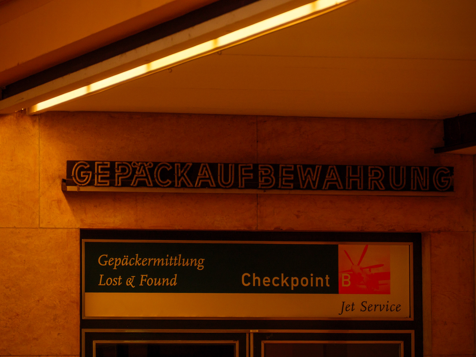 Berlin: Tempelhof Airport-14