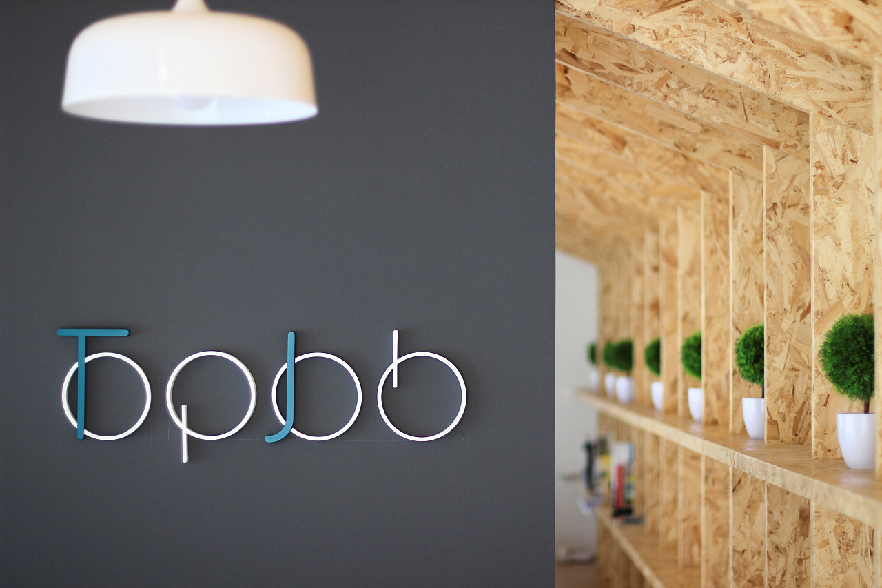 简朴而自由的空间设计  锋作设计-0