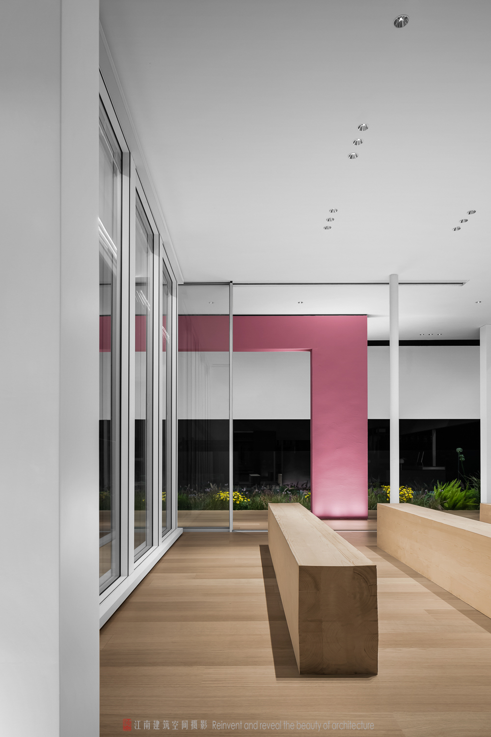 瓦瑟系统门窗展厅 镜·花园丨广州李友友室内设计-12