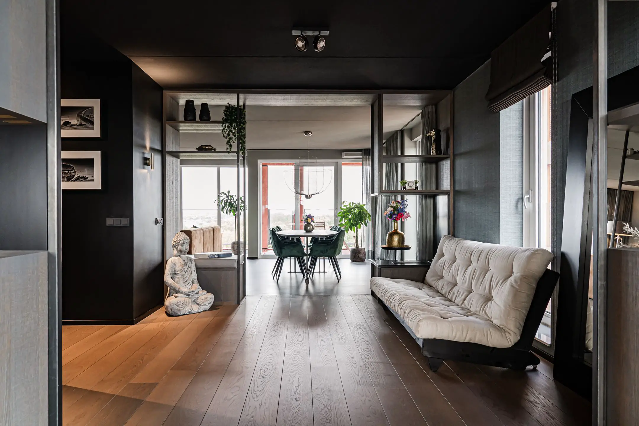 荷兰黑顶时尚公寓的惊艳设计-2