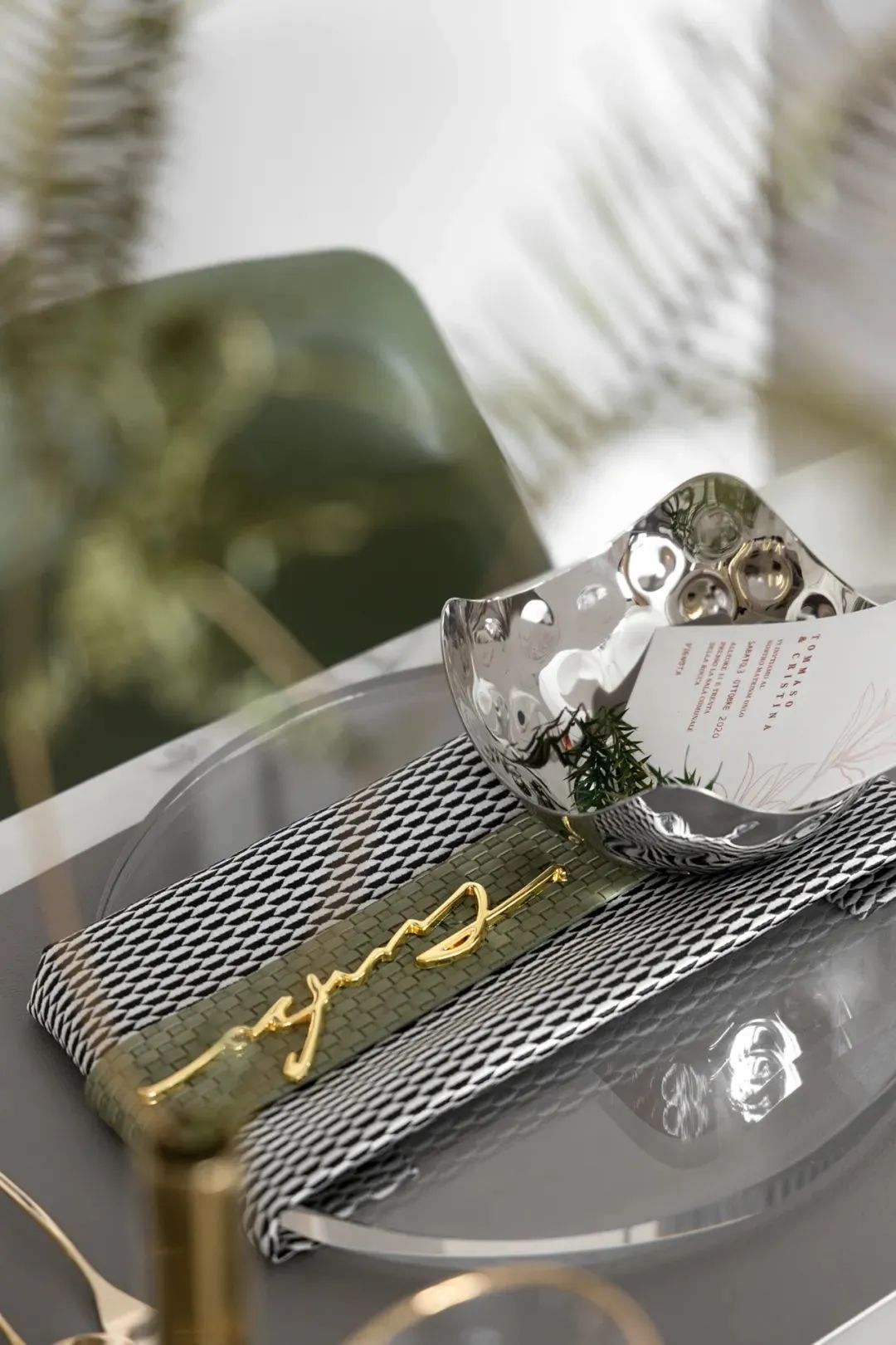 自然之居 · 75㎡蜗居的现代美学觉醒丨中国佛山丨广州赫尔贝纳室内设计有限公司-14