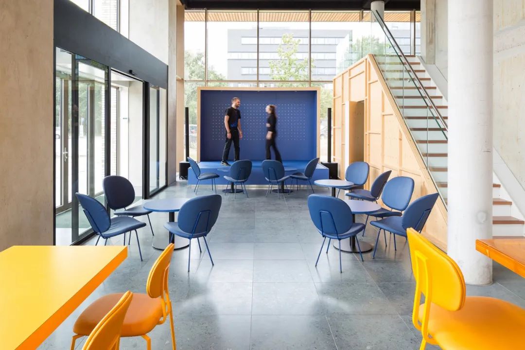 阿姆斯特丹 WOW Lieven 文化中心 | 多功能艺术空间-30