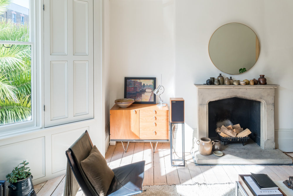 伦敦静谧绿洲 | 保罗·韦斯特的复古住宅设计-1