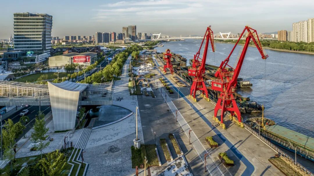 焦点新闻｜产学研三重驱动：宁波文创港荣获“流域轻舟”重点院校科技服务教学基地！-27