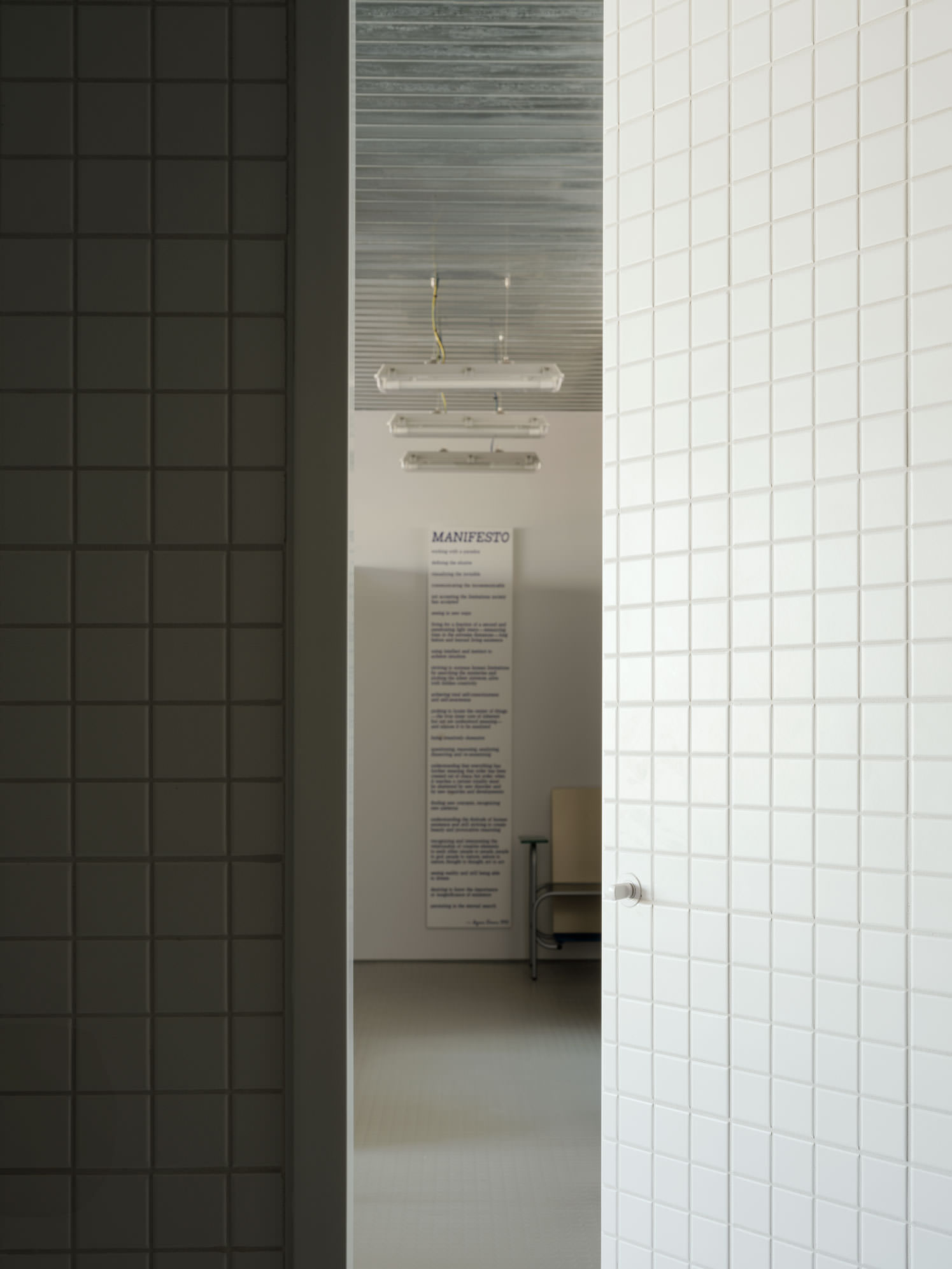 马德里现代 Studiolo 公寓丨西班牙马德里丨Hanghar-42