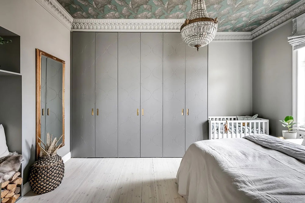 斯德哥尔摩 72 平米公寓,螺旋楼梯与玻璃隔间的完美结合-20