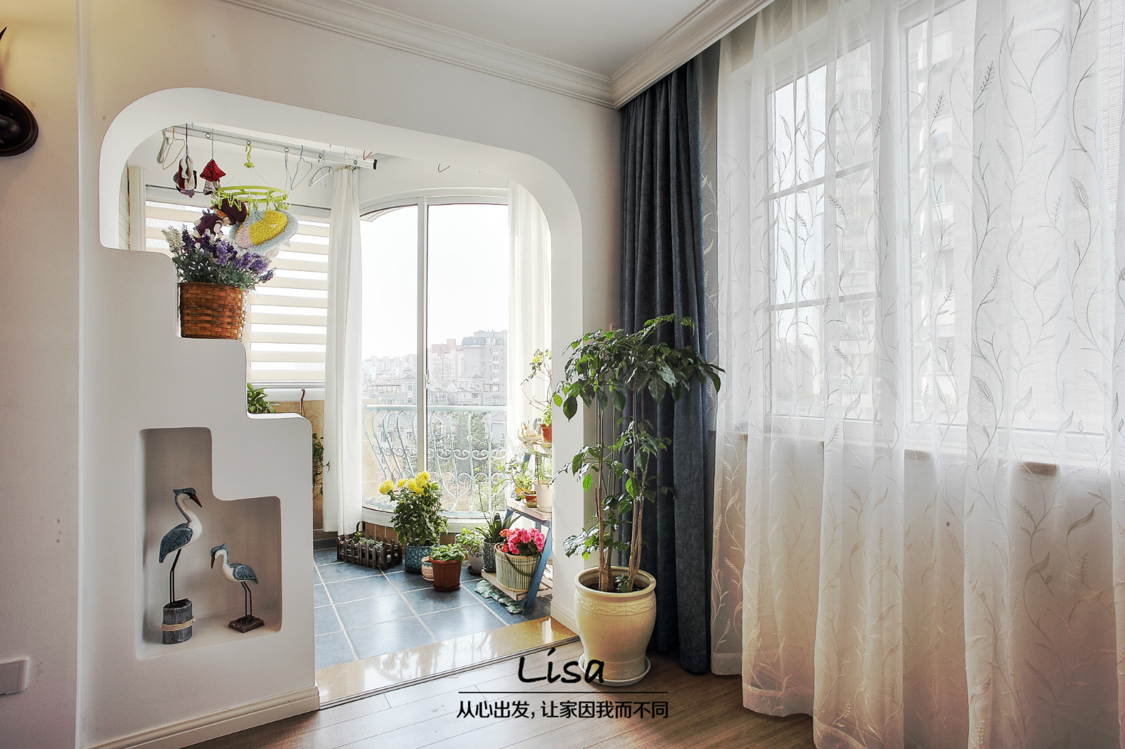 杭州地中海风情公寓 | 圆弧蓝白设计展现年轻旅行者梦想-3