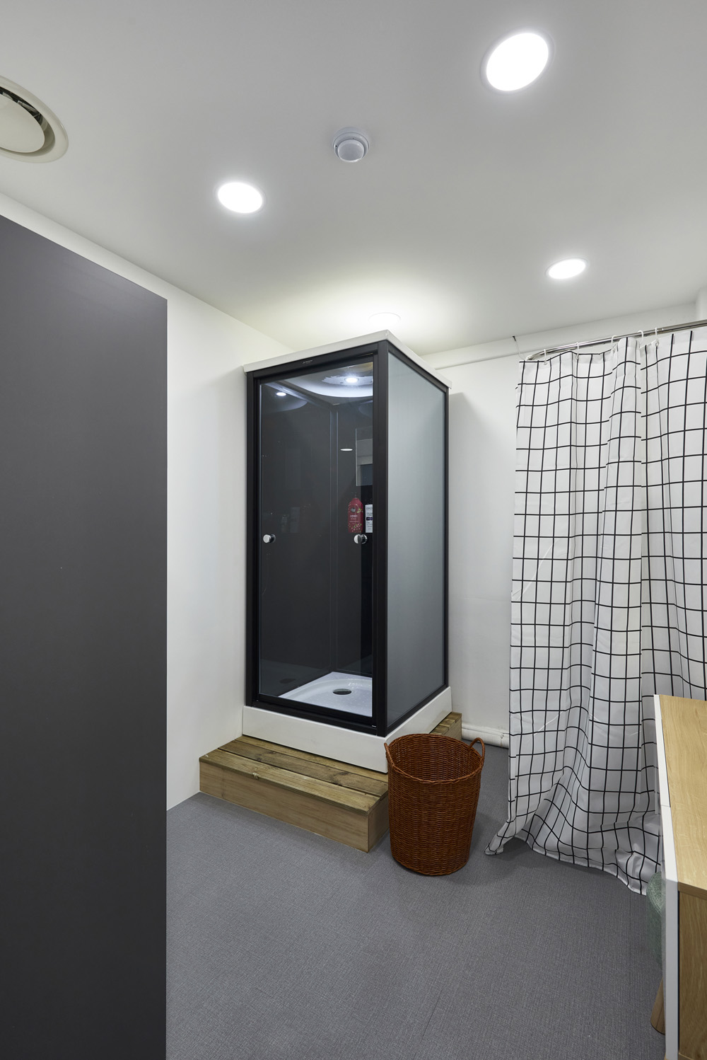 “韩国 YFIT 健身中心，色彩斑斓的室内设计引人注目”-19