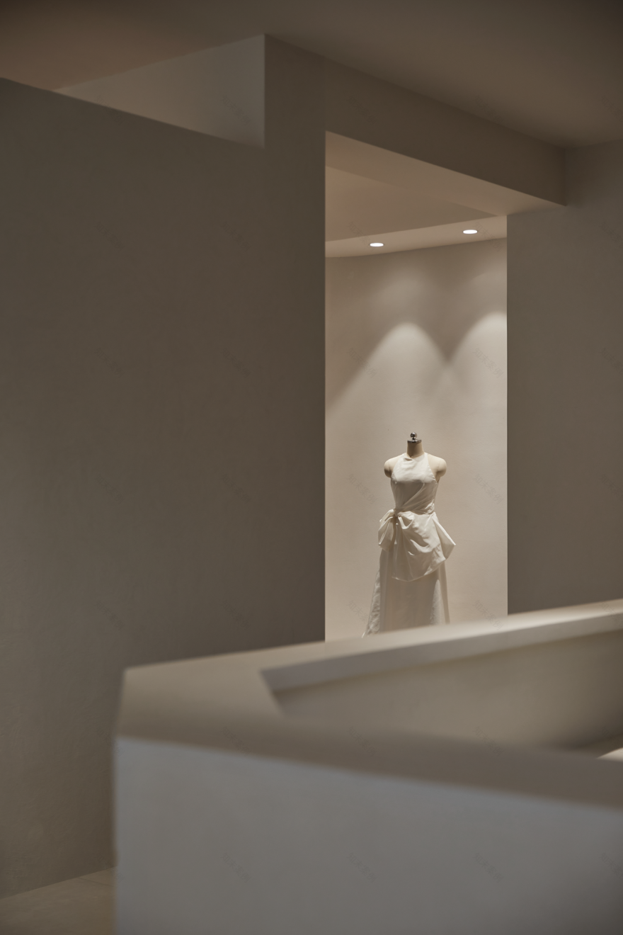 VIA COUTURE 婚纱店-5