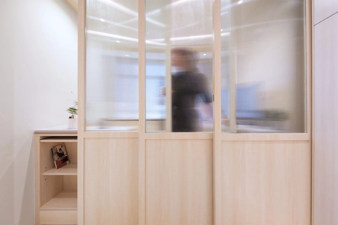 香港 42 平米公寓 | 人与宠物和谐共处的空间设计-7