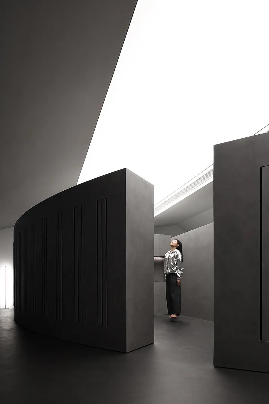 追光·欧文莱陶瓷总部，空寂之境 | 谢培河作品-180