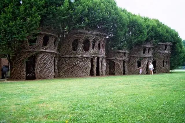 森林幻想家 | Patrick Dougherty 的树枝艺术-16