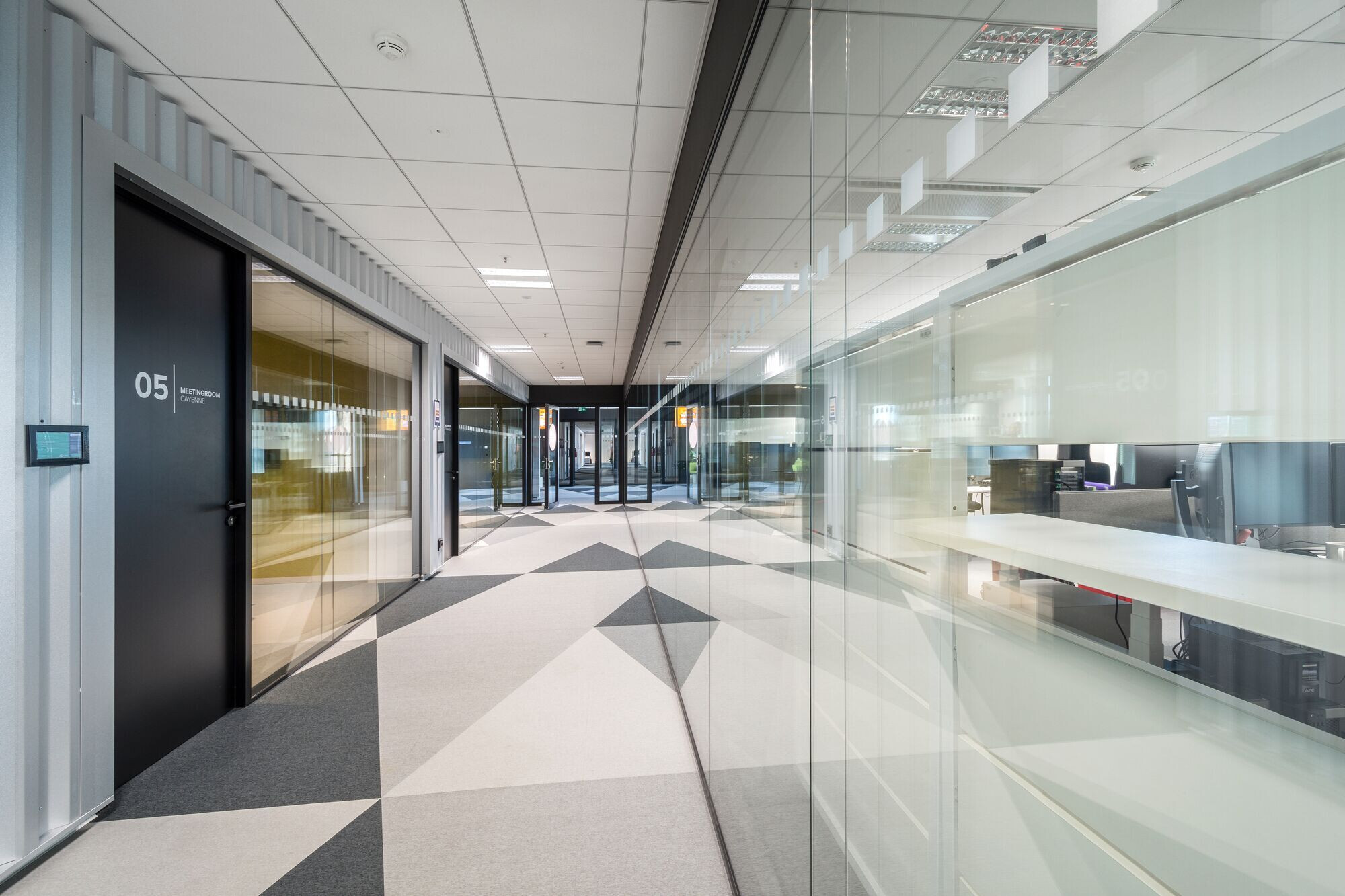 阿瓦斯特布尔诺办公室-5