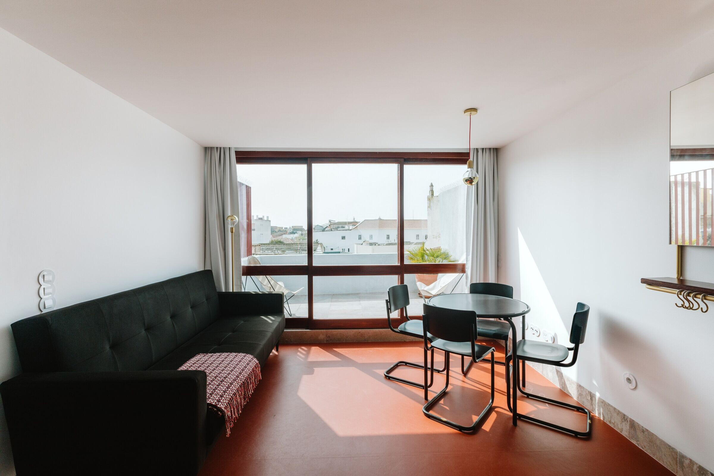 Faro 的“现代主义”酒店丨葡萄牙法鲁丨PAr-25