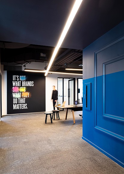 激发创意的 Momentum 全球总部设计-4