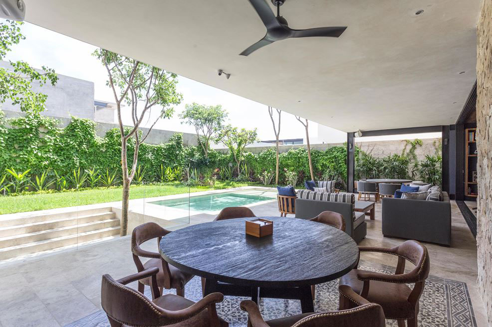 Wonderful House with Open Spaces Designed by the Architectural Firm R79 in Mexico-18