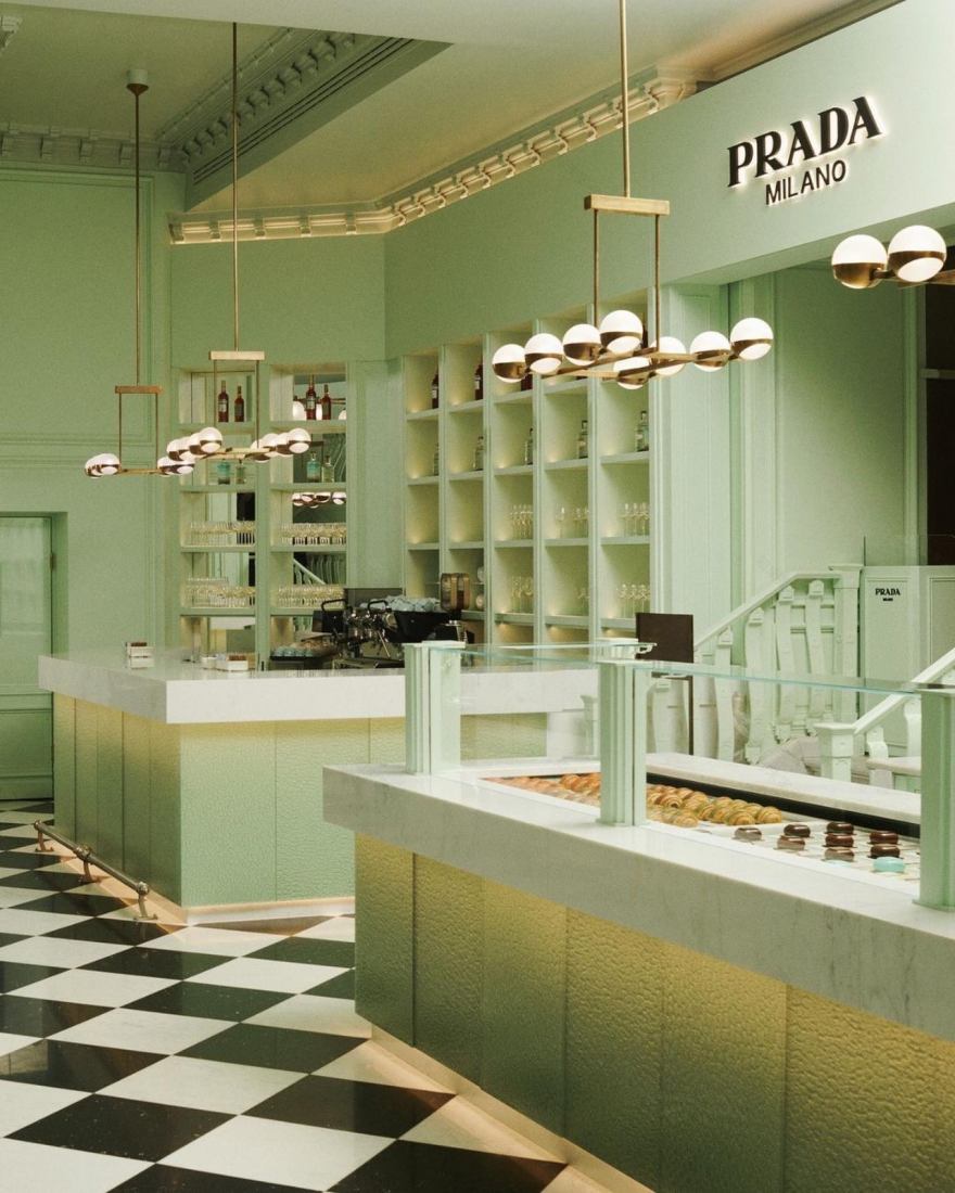 Prada Caffè 快闪咖啡店丨英国伦敦丨Roberto Baciocchi-50