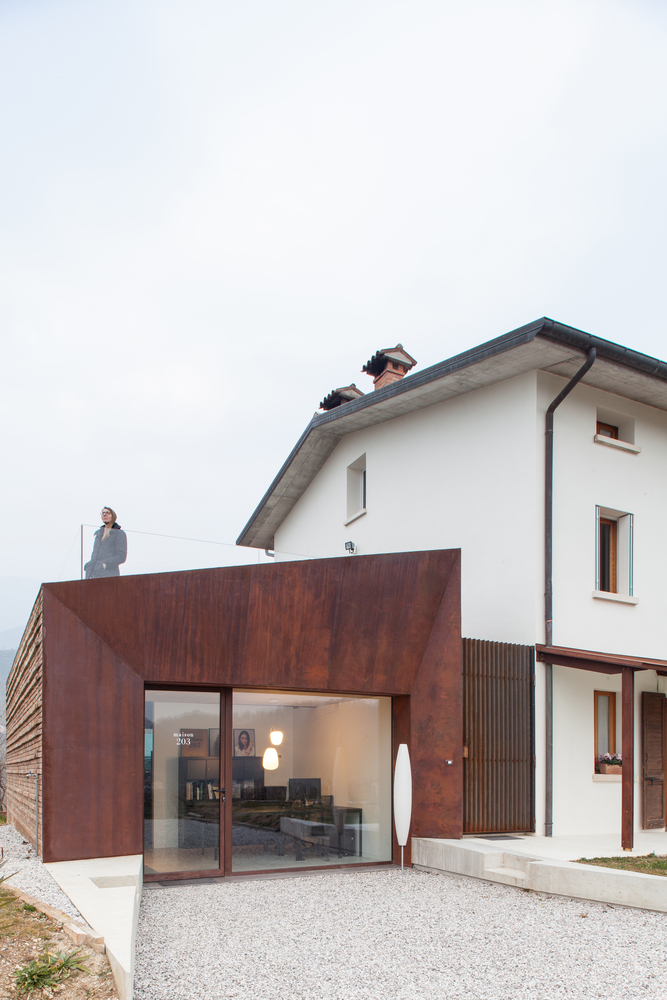 意大利乡村风格的家庭珠宝仓库展示空间-28